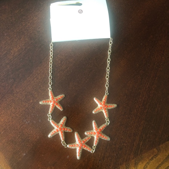 cb Jewelry - Vintage Starfish Statement Necklace in Coral and Gold